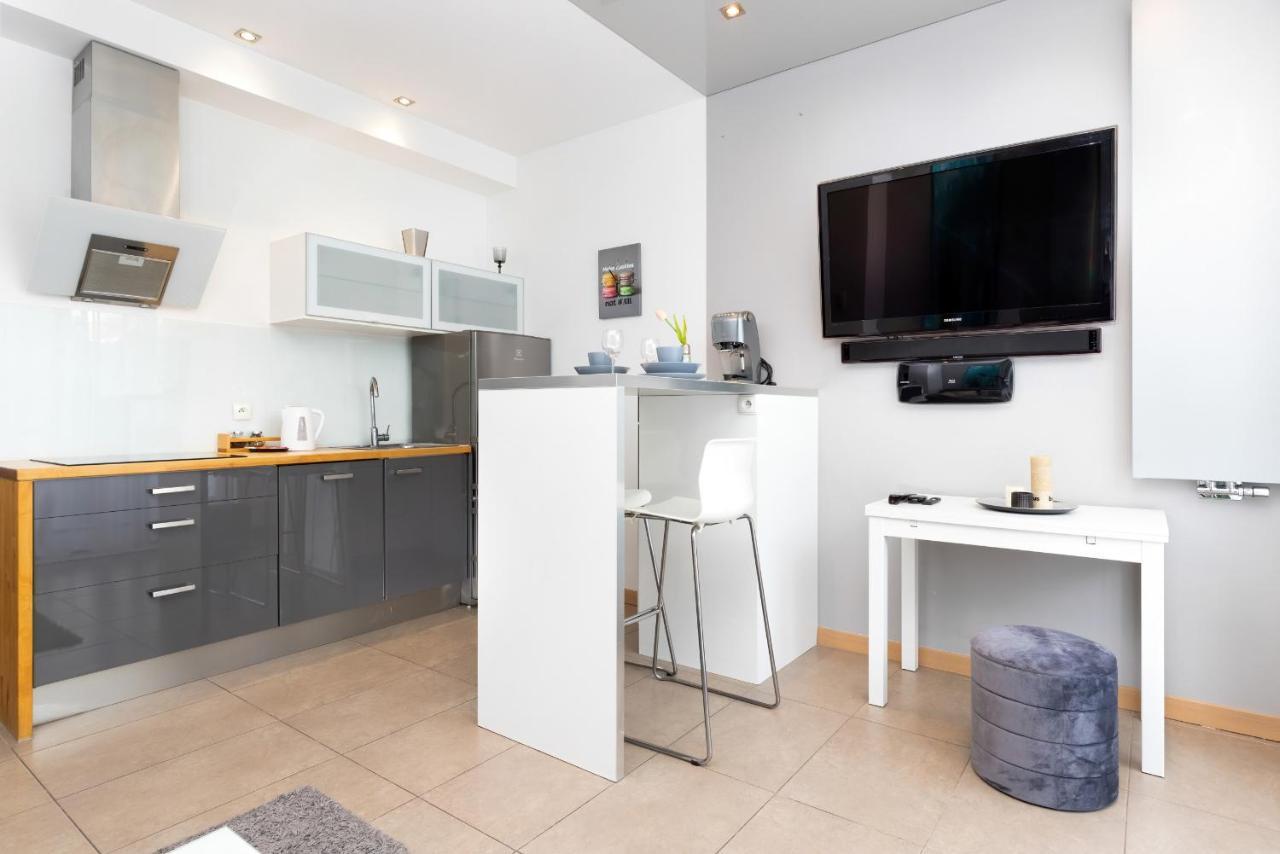 Old Town Neptun Apartments By Noclegi Renters Gdansk Exterior photo